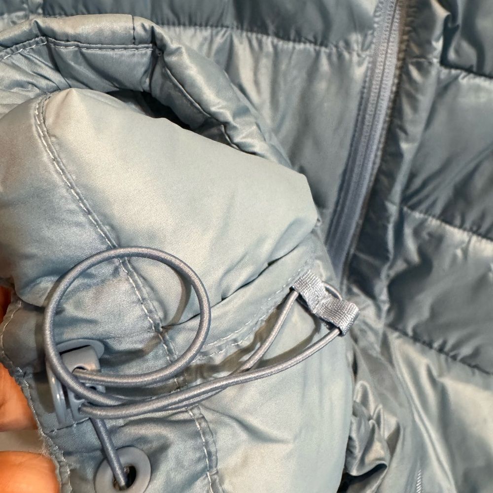 Athleta Aire Puffer Vest - Picture 6 of 13